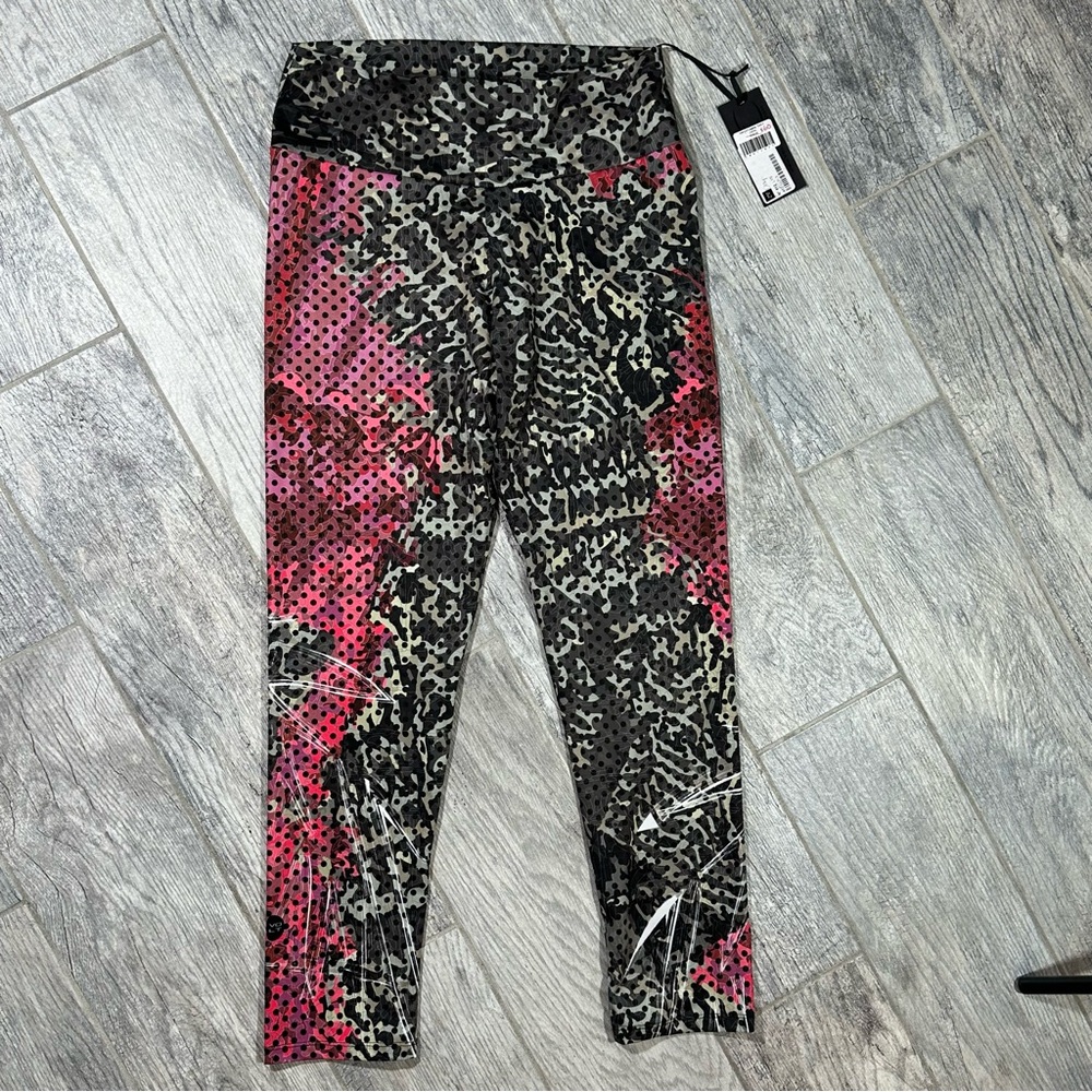 NWT $120 VOLT DESIGN #412 LYS Legging Yoga Pants Euro Size 3 (12-14)